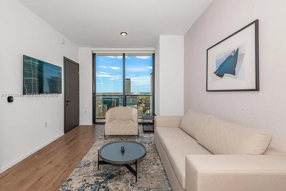 398 Ne 5th St 2418, Miami, Florida 33132, Miami, Florida 33132, 3 Bedrooms Bedrooms, ,3 BathroomsBathrooms,Residential,For Sale,398 Ne 5th St 2418, Miami, Florida 33132,A11972846