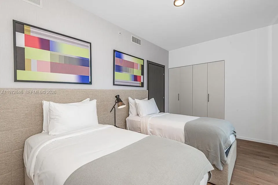 398 Ne 5th St 2418, Miami, Florida 33132, Miami, Florida 33132, 3 Bedrooms Bedrooms, ,3 BathroomsBathrooms,Residential,For Sale,398 Ne 5th St 2418, Miami, Florida 33132,A11972846