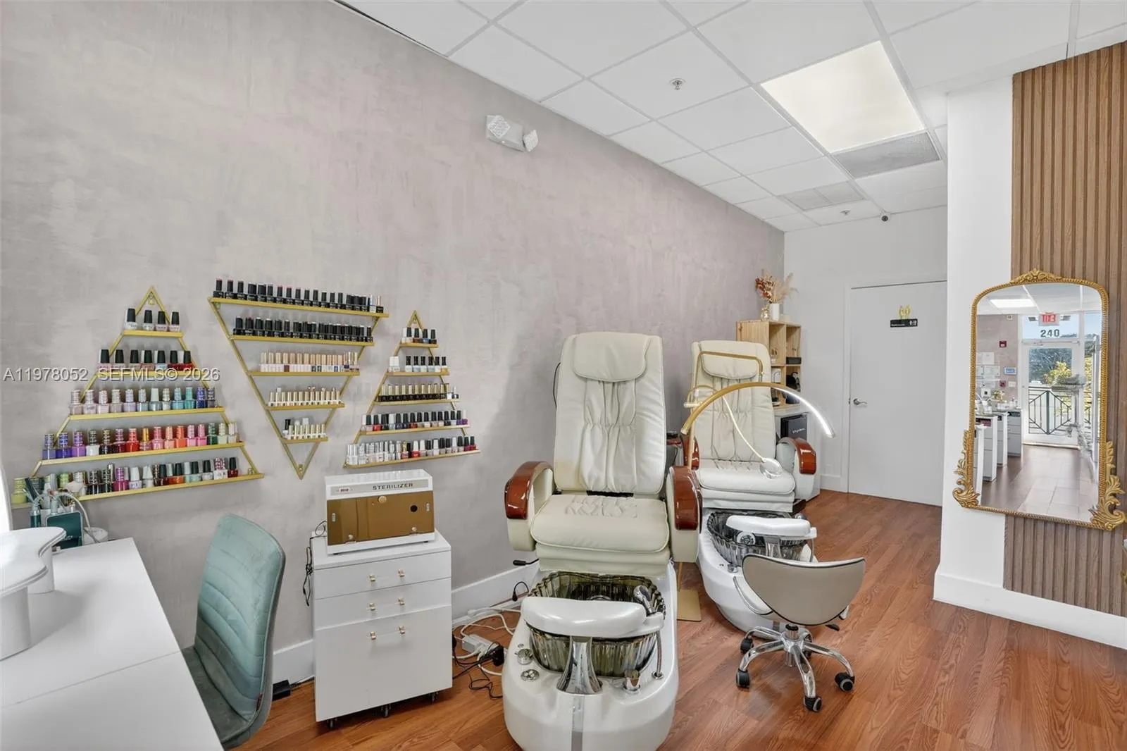 Beauty Service Spa For Sale In Doral, Doral, Flori, Doral, Florida 33178, ,Business Opportunity,For Sale,Beauty Service Spa For Sale In Doral, Doral, Flori,A11978052