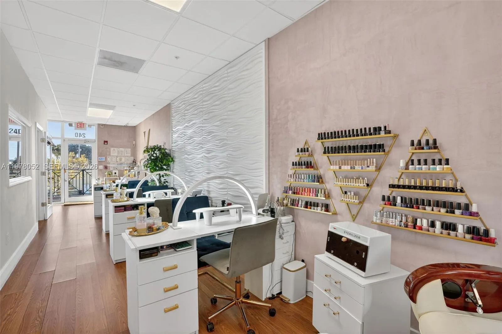 Beauty Service Spa For Sale In Doral, Doral, Flori, Doral, Florida 33178, ,Business Opportunity,For Sale,Beauty Service Spa For Sale In Doral, Doral, Flori,A11978052