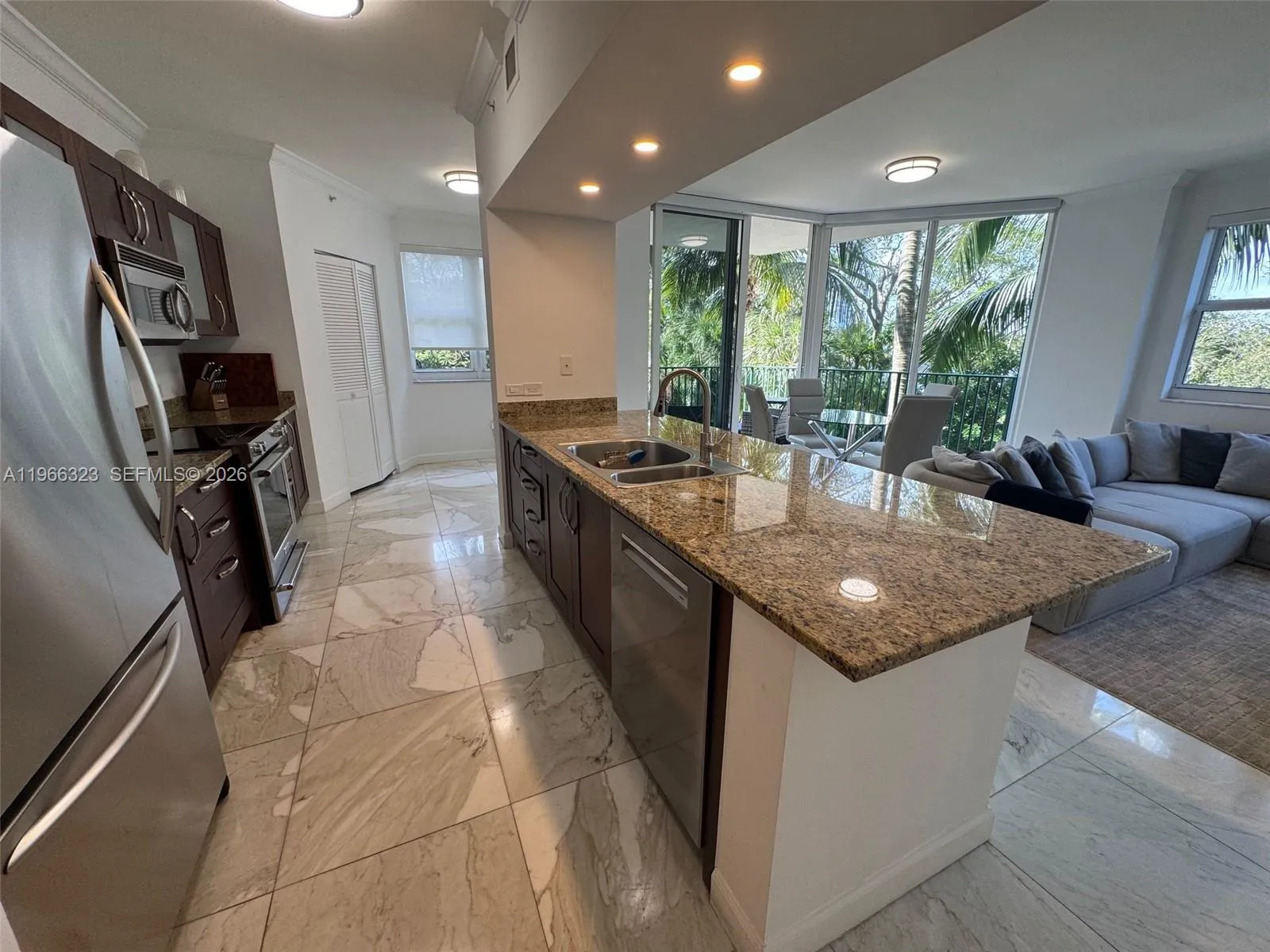 20000 E Country Club Dr 208, Aventura, Florida 331, Aventura, Florida 33180, 2 Bedrooms Bedrooms, ,2 BathroomsBathrooms,Residential Lease,For Rent,20000 E Country Club Dr 208, Aventura, Florida 331,A11966323