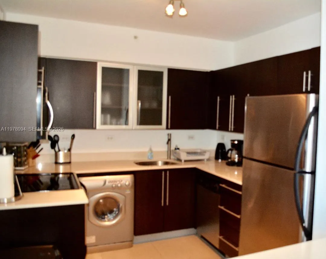 1500 Bay Rd 524s, Miami Beach, Florida 33139, Miami Beach, Florida 33139, 2 Bedrooms Bedrooms, ,2 BathroomsBathrooms,Residential Lease,For Rent,1500 Bay Rd 524s, Miami Beach, Florida 33139,A11978094