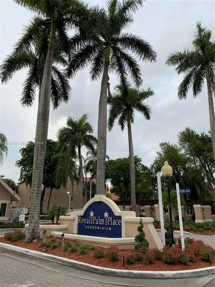 Miami, Florida 33196, 2 Bedrooms Bedrooms, ,2 BathroomsBathrooms,Residential,For Sale,A11972164