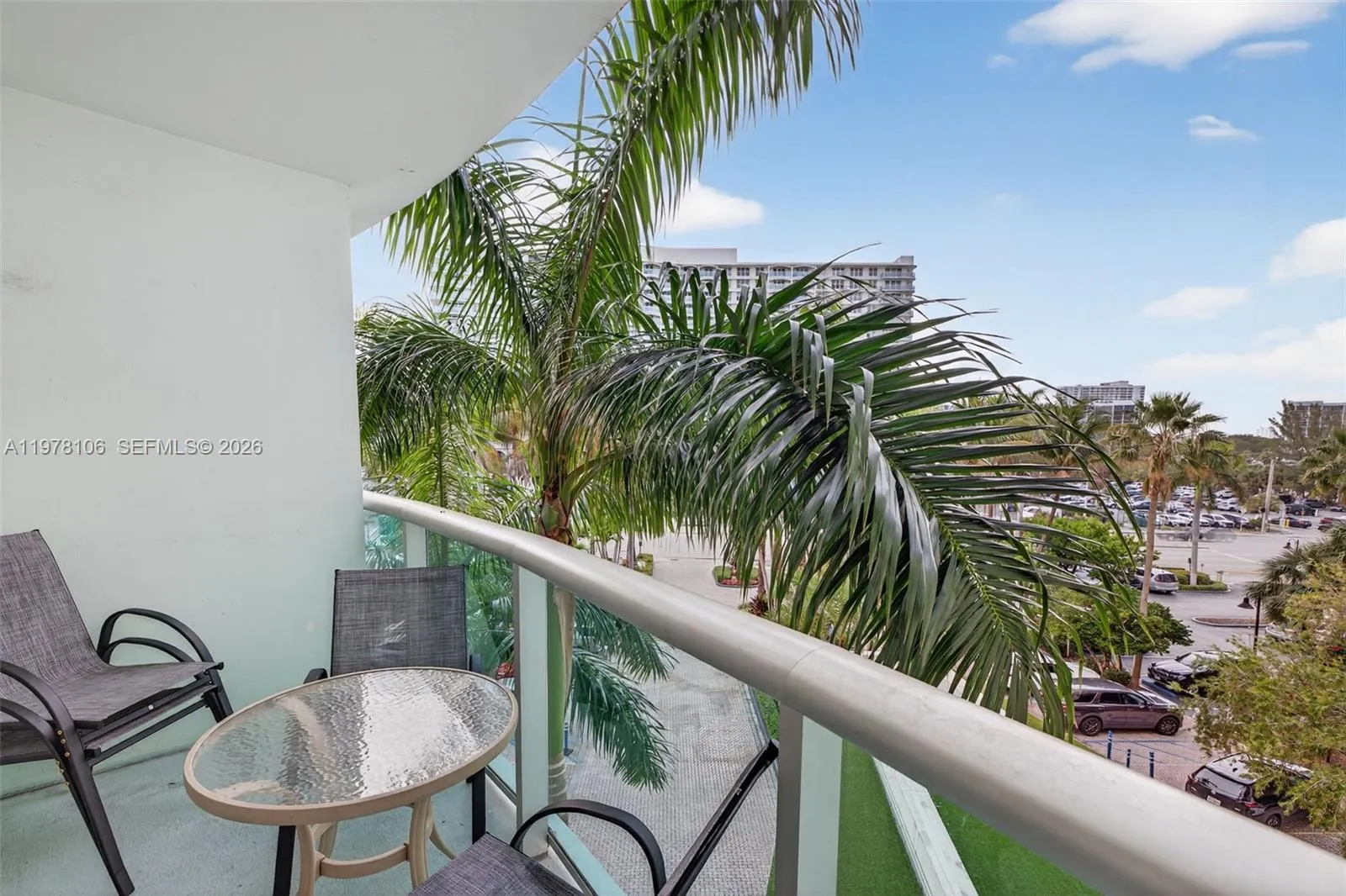 3801 S Ocean Dr 4r, Hollywood, Florida 33019, Hollywood, Florida 33019, 1 Bedroom Bedrooms, ,1 BathroomBathrooms,Residential Lease,For Rent,3801 S Ocean Dr 4r, Hollywood, Florida 33019,A11978106