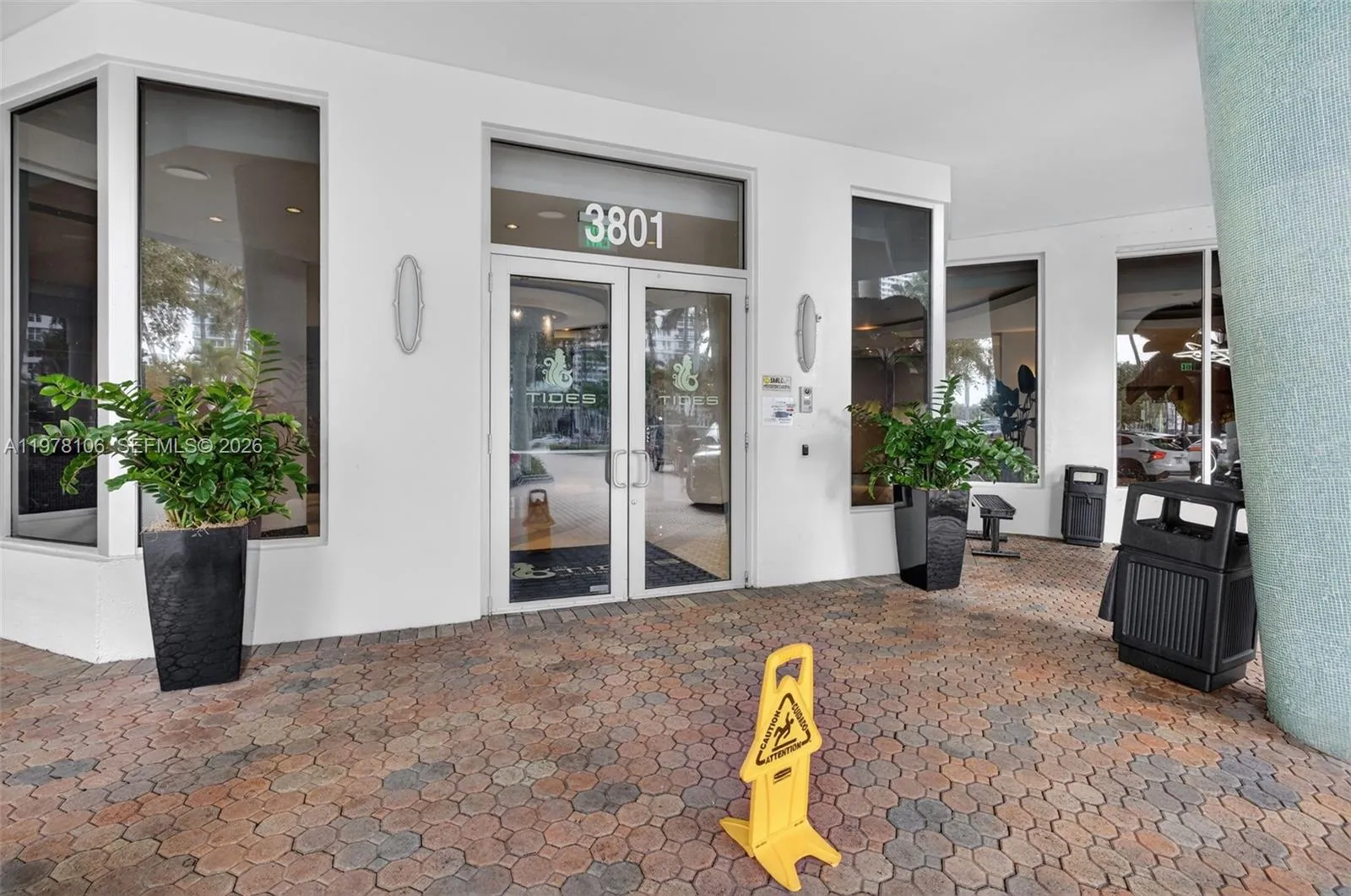 3801 S Ocean Dr 4r, Hollywood, Florida 33019, Hollywood, Florida 33019, 1 Bedroom Bedrooms, ,1 BathroomBathrooms,Residential Lease,For Rent,3801 S Ocean Dr 4r, Hollywood, Florida 33019,A11978106