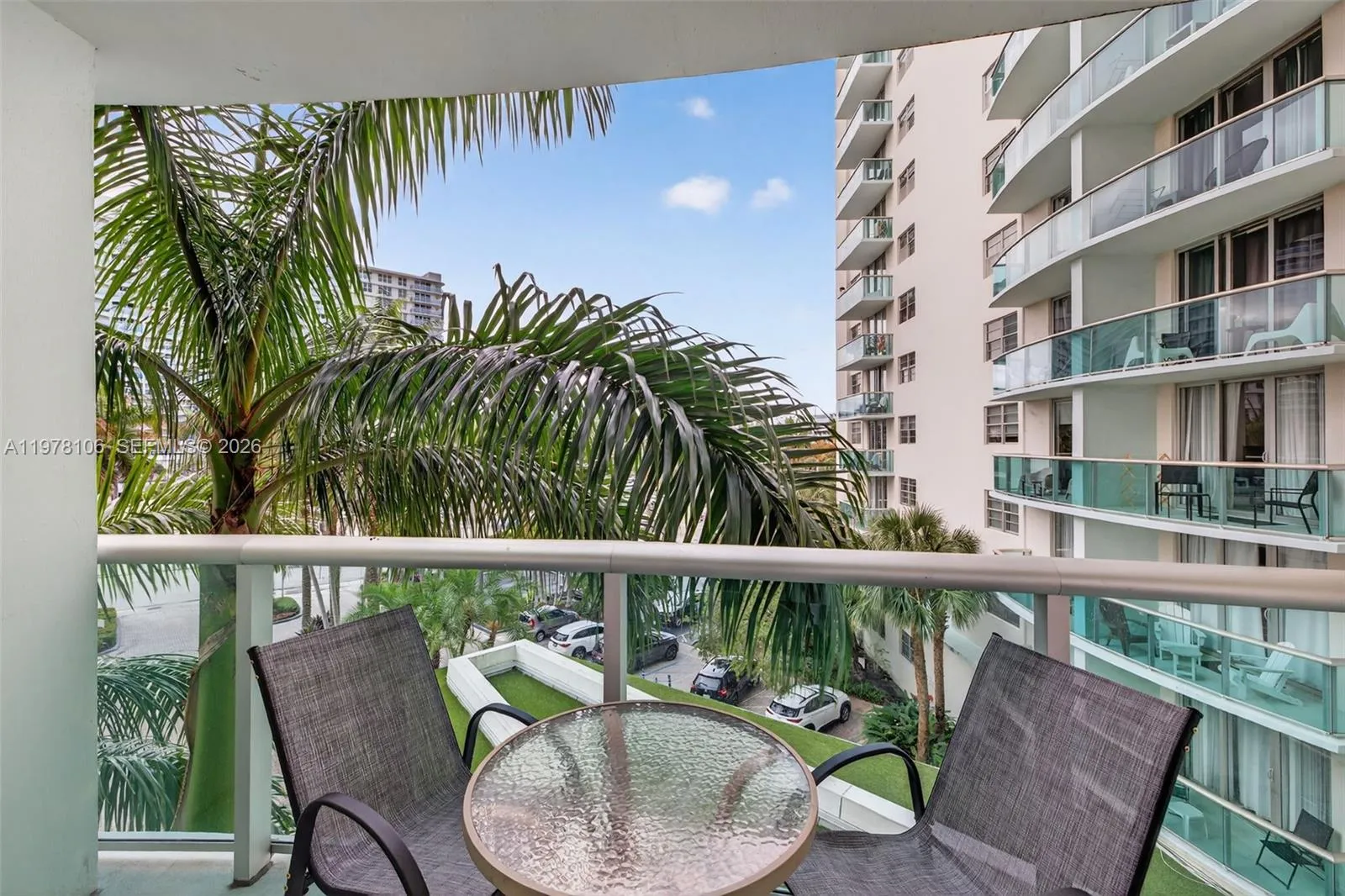 3801 S Ocean Dr 4r, Hollywood, Florida 33019, Hollywood, Florida 33019, 1 Bedroom Bedrooms, ,1 BathroomBathrooms,Residential Lease,For Rent,3801 S Ocean Dr 4r, Hollywood, Florida 33019,A11978106