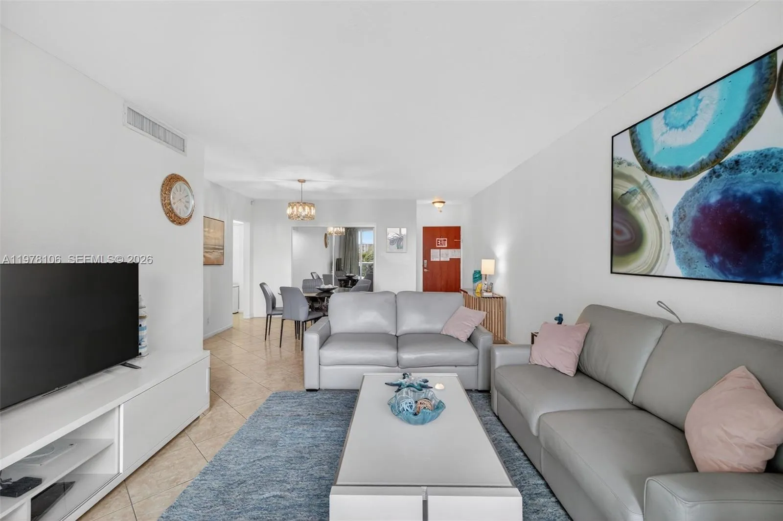 3801 S Ocean Dr 4r, Hollywood, Florida 33019, Hollywood, Florida 33019, 1 Bedroom Bedrooms, ,1 BathroomBathrooms,Residential Lease,For Rent,3801 S Ocean Dr 4r, Hollywood, Florida 33019,A11978106