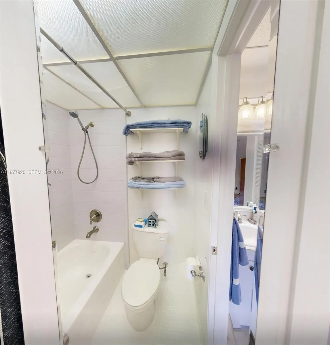 6570 Royal Palm Blvd 215j, Margate, Florida 33063, Margate, Florida 33063, 2 Bedrooms Bedrooms, ,2 BathroomsBathrooms,Residential,For Sale,6570 Royal Palm Blvd 215j, Margate, Florida 33063,A11977920