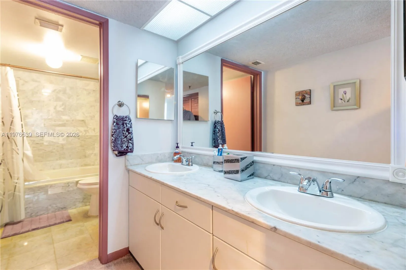 9341 Collins Ave 1204, Surfside, Florida 33154, Surfside, Florida 33154, 2 Bedrooms Bedrooms, ,2 BathroomsBathrooms,Residential Lease,For Rent,9341 Collins Ave 1204, Surfside, Florida 33154,A11976539
