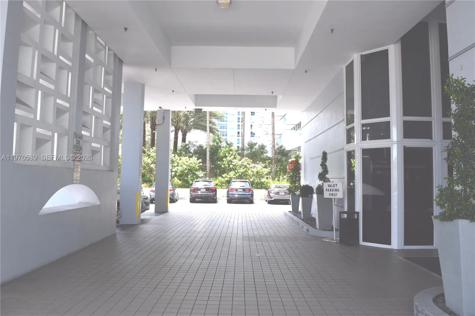 9341 Collins Ave 1204, Surfside, Florida 33154, Surfside, Florida 33154, 2 Bedrooms Bedrooms, ,2 BathroomsBathrooms,Residential Lease,For Rent,9341 Collins Ave 1204, Surfside, Florida 33154,A11976539
