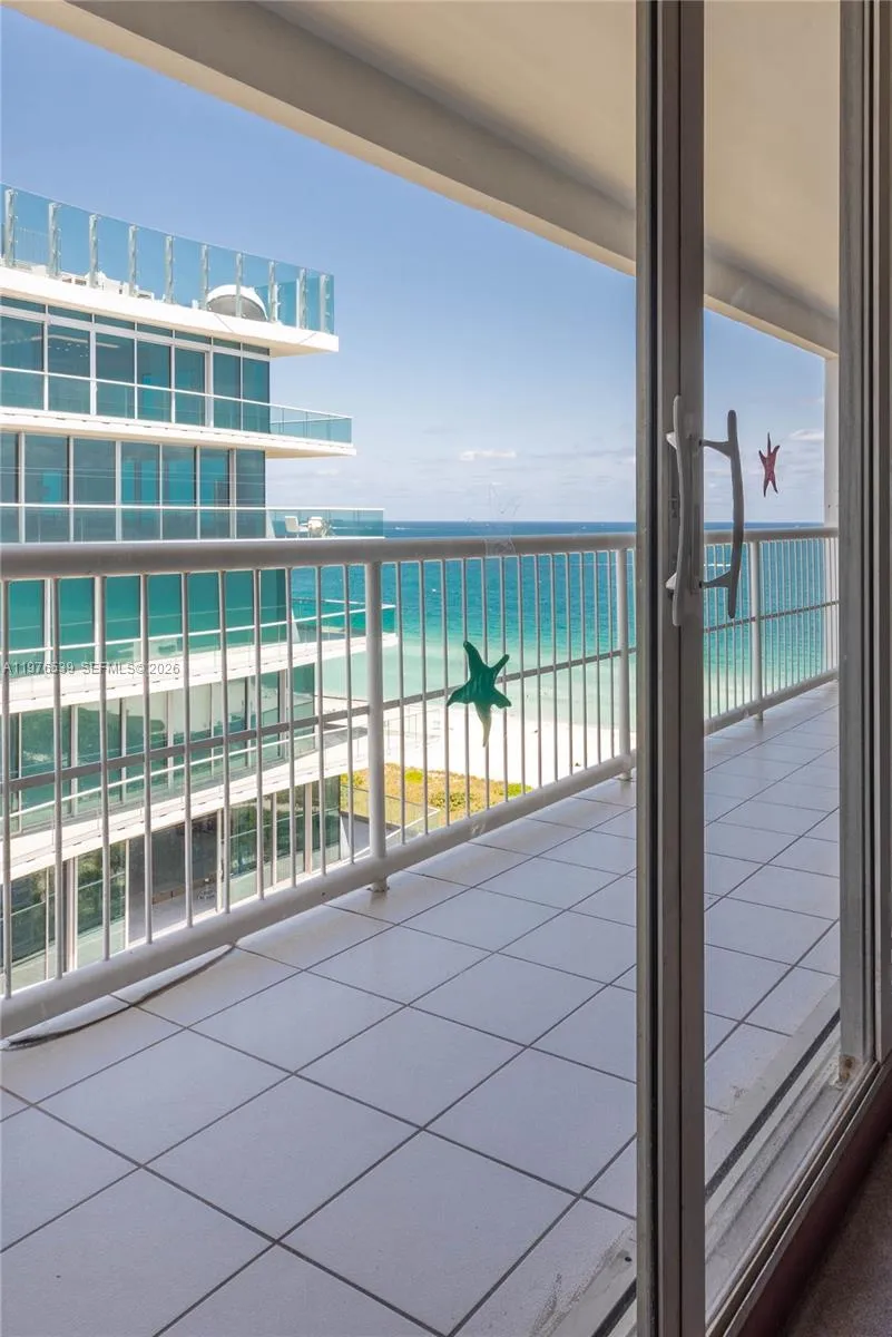 9341 Collins Ave 1204, Surfside, Florida 33154, Surfside, Florida 33154, 2 Bedrooms Bedrooms, ,2 BathroomsBathrooms,Residential Lease,For Rent,9341 Collins Ave 1204, Surfside, Florida 33154,A11976539