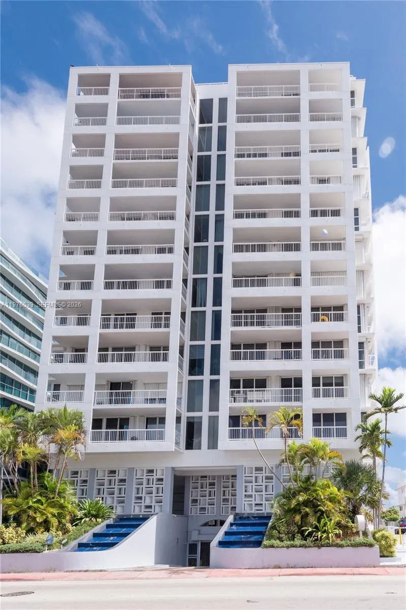 9341 Collins Ave 1204, Surfside, Florida 33154, Surfside, Florida 33154, 2 Bedrooms Bedrooms, ,2 BathroomsBathrooms,Residential Lease,For Rent,9341 Collins Ave 1204, Surfside, Florida 33154,A11976539
