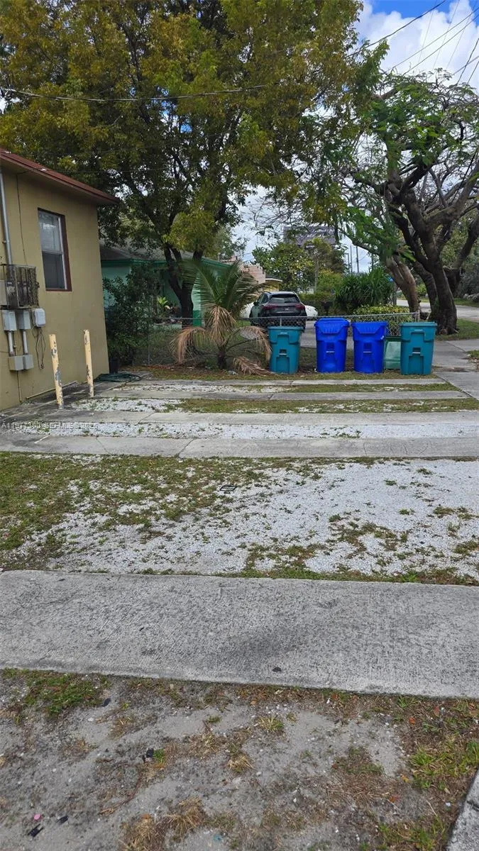6910 Nw 5th Pl, Miami, Florida 33150, Miami, Florida 33150, ,Residential Income,For Sale,6910 Nw 5th Pl, Miami, Florida 33150,A11977300