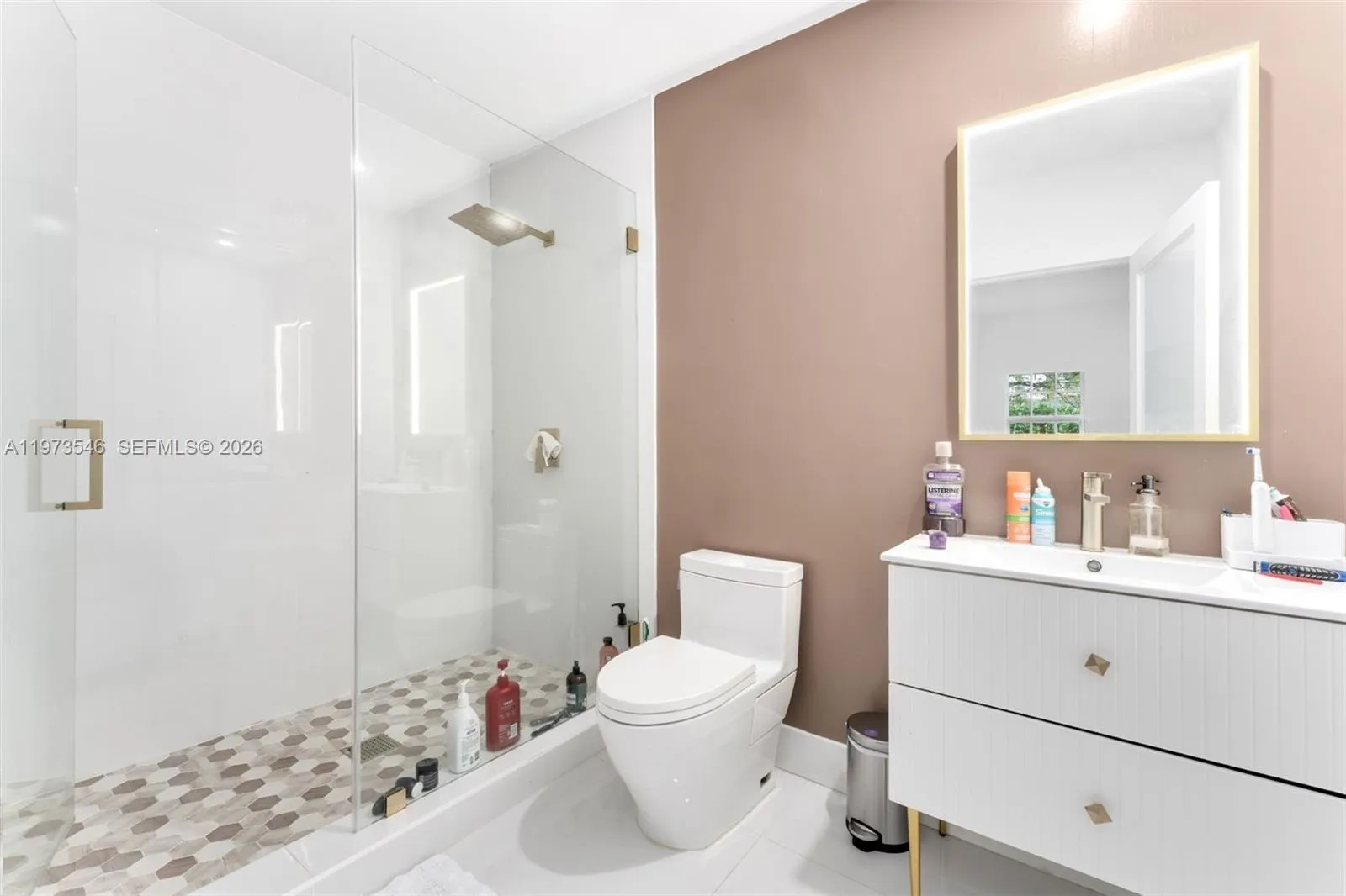 400 Sw 24th Rd, Miami, Florida 33129, Miami, Florida 33129, 4 Bedrooms Bedrooms, ,4 BathroomsBathrooms,Residential,For Sale,400 Sw 24th Rd, Miami, Florida 33129,A11973546