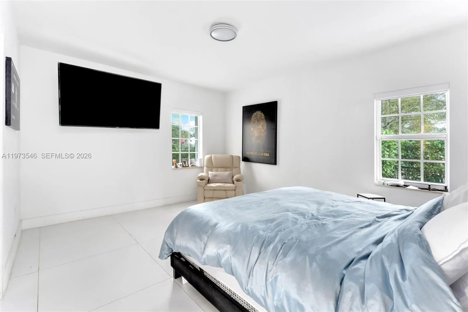 400 Sw 24th Rd, Miami, Florida 33129, Miami, Florida 33129, 4 Bedrooms Bedrooms, ,4 BathroomsBathrooms,Residential,For Sale,400 Sw 24th Rd, Miami, Florida 33129,A11973546