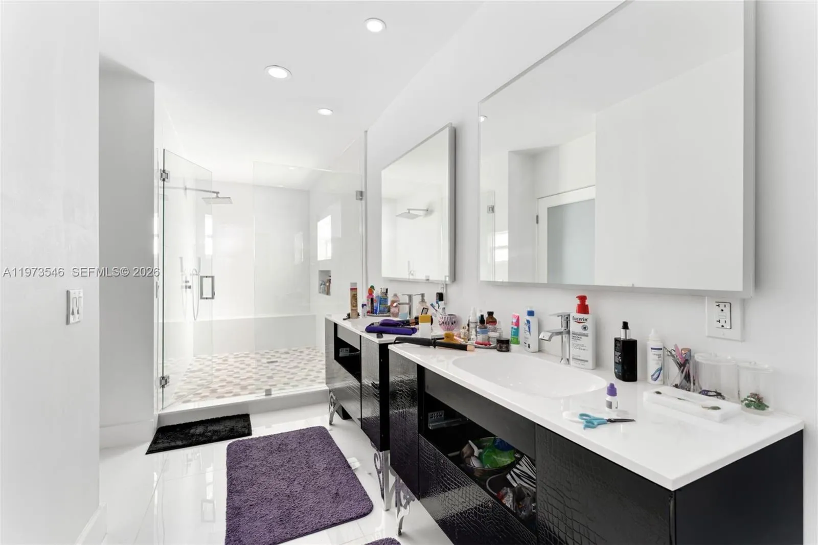 400 Sw 24th Rd, Miami, Florida 33129, Miami, Florida 33129, 4 Bedrooms Bedrooms, ,4 BathroomsBathrooms,Residential,For Sale,400 Sw 24th Rd, Miami, Florida 33129,A11973546