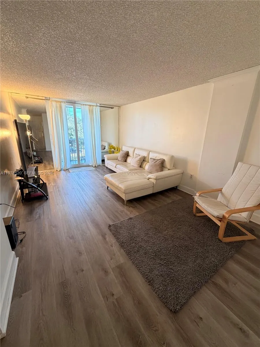 16851 Ne 23rd Ave B304, North Miami Beach, Florida, North Miami Beach, Florida 33160, 2 Bedrooms Bedrooms, ,2 BathroomsBathrooms,Residential Lease,For Rent,16851 Ne 23rd Ave B304, North Miami Beach, Florida,A11978120