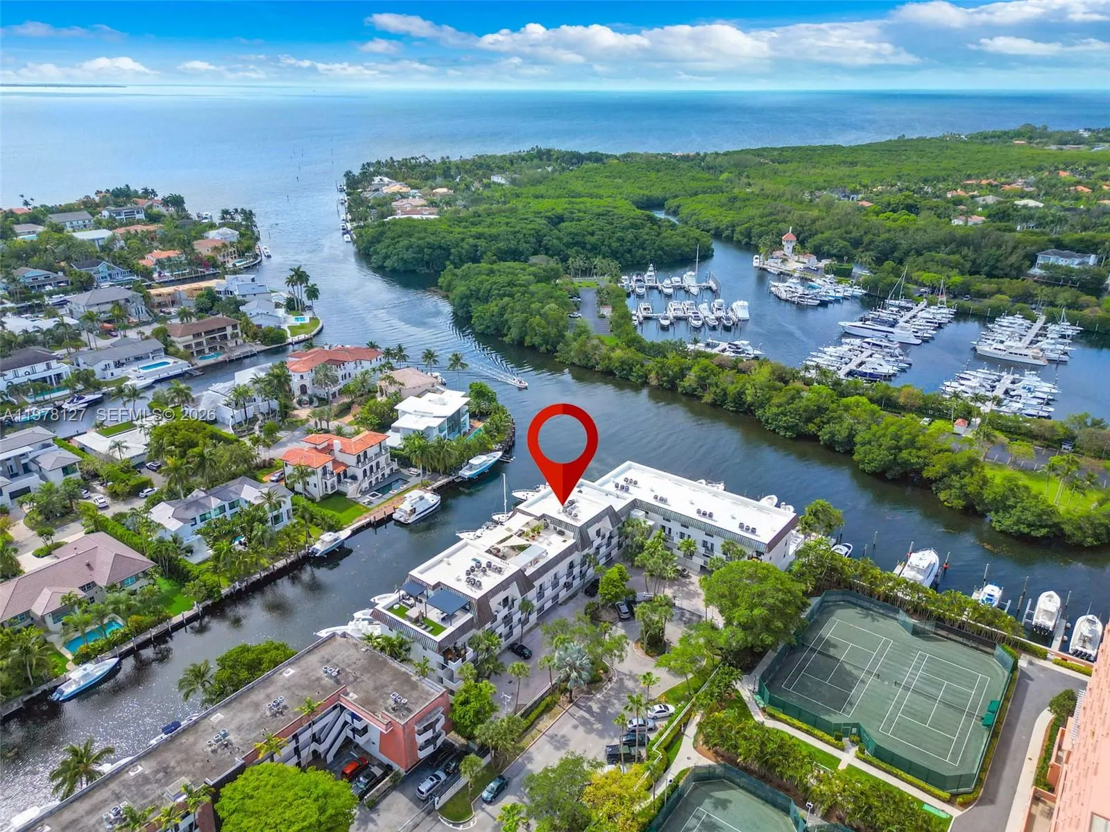 6901 Edgewater Dr 315, Coral Gables, Florida 33133, Coral Gables, Florida 33133, 2 Bedrooms Bedrooms, ,2 BathroomsBathrooms,Residential Lease,For Rent,6901 Edgewater Dr 315, Coral Gables, Florida 33133,A11978127