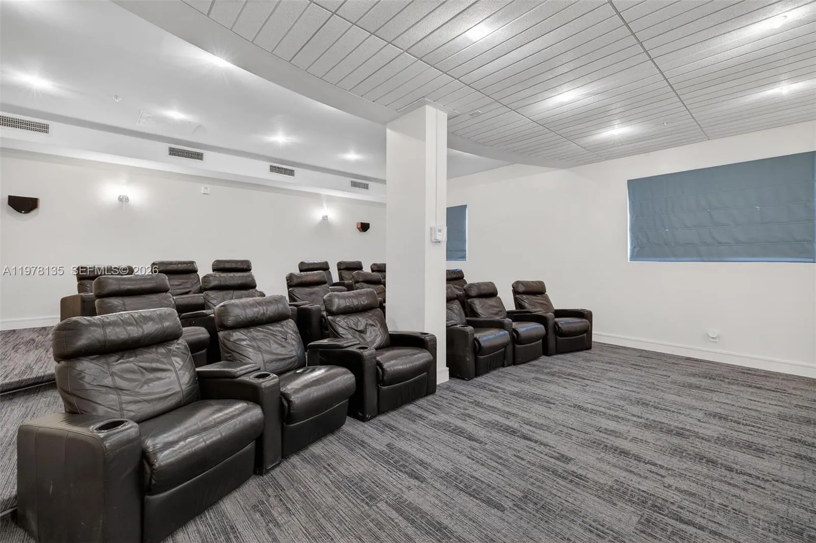 3801 S Ocean Dr 4r, Hollywood, Florida 33019, Hollywood, Florida 33019, 1 Bedroom Bedrooms, ,1 BathroomBathrooms,Residential Lease,For Rent,3801 S Ocean Dr 4r, Hollywood, Florida 33019,A11978135