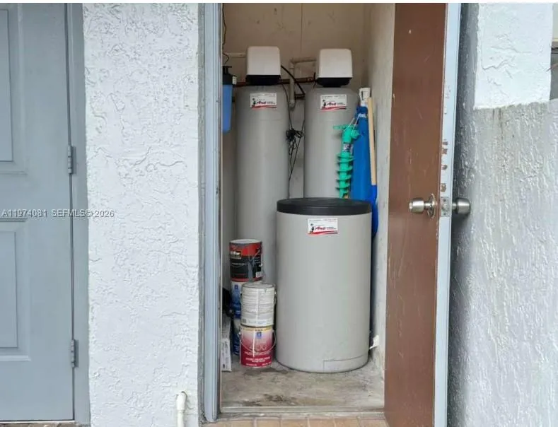 9853 Riverside Dr 8-24, Coral Springs, Florida 330, Coral Springs, Florida 33071, 3 Bedrooms Bedrooms, ,2 BathroomsBathrooms,Residential,For Sale,9853 Riverside Dr 8-24, Coral Springs, Florida 330,A11974081