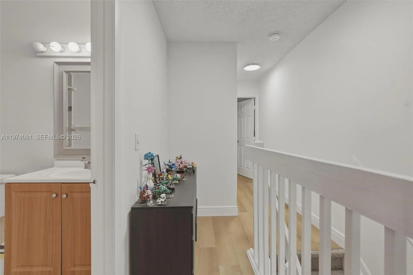 9853 Riverside Dr 8-24, Coral Springs, Florida 330, Coral Springs, Florida 33071, 3 Bedrooms Bedrooms, ,2 BathroomsBathrooms,Residential,For Sale,9853 Riverside Dr 8-24, Coral Springs, Florida 330,A11974081