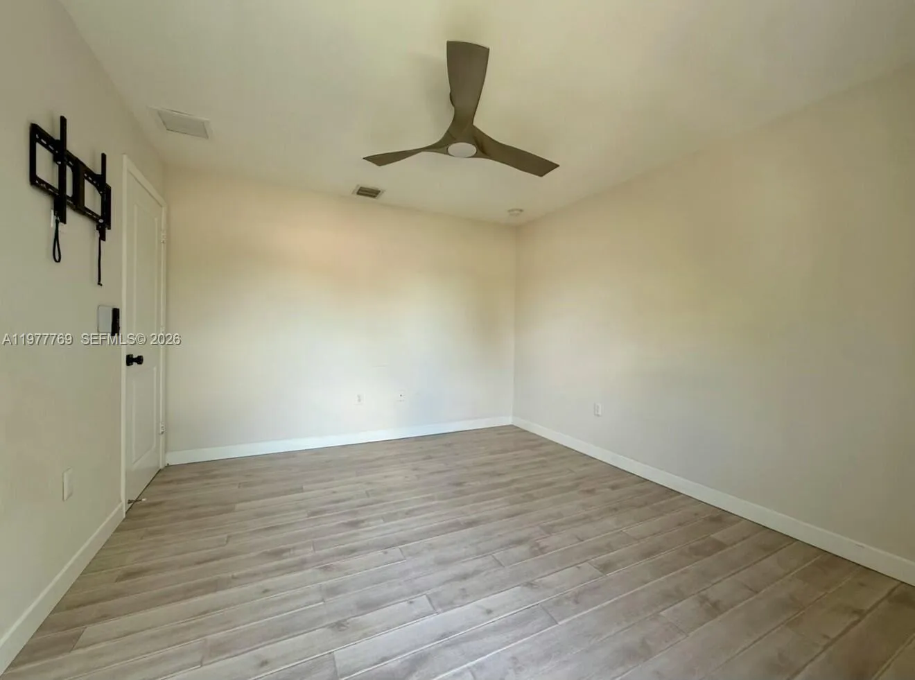 1035 Nw 2nd Ave, Fort Lauderdale, Florida 33311, Fort Lauderdale, Florida 33311, 3 Bedrooms Bedrooms, ,2 BathroomsBathrooms,Residential,For Sale,1035 Nw 2nd Ave, Fort Lauderdale, Florida 33311,A11977769