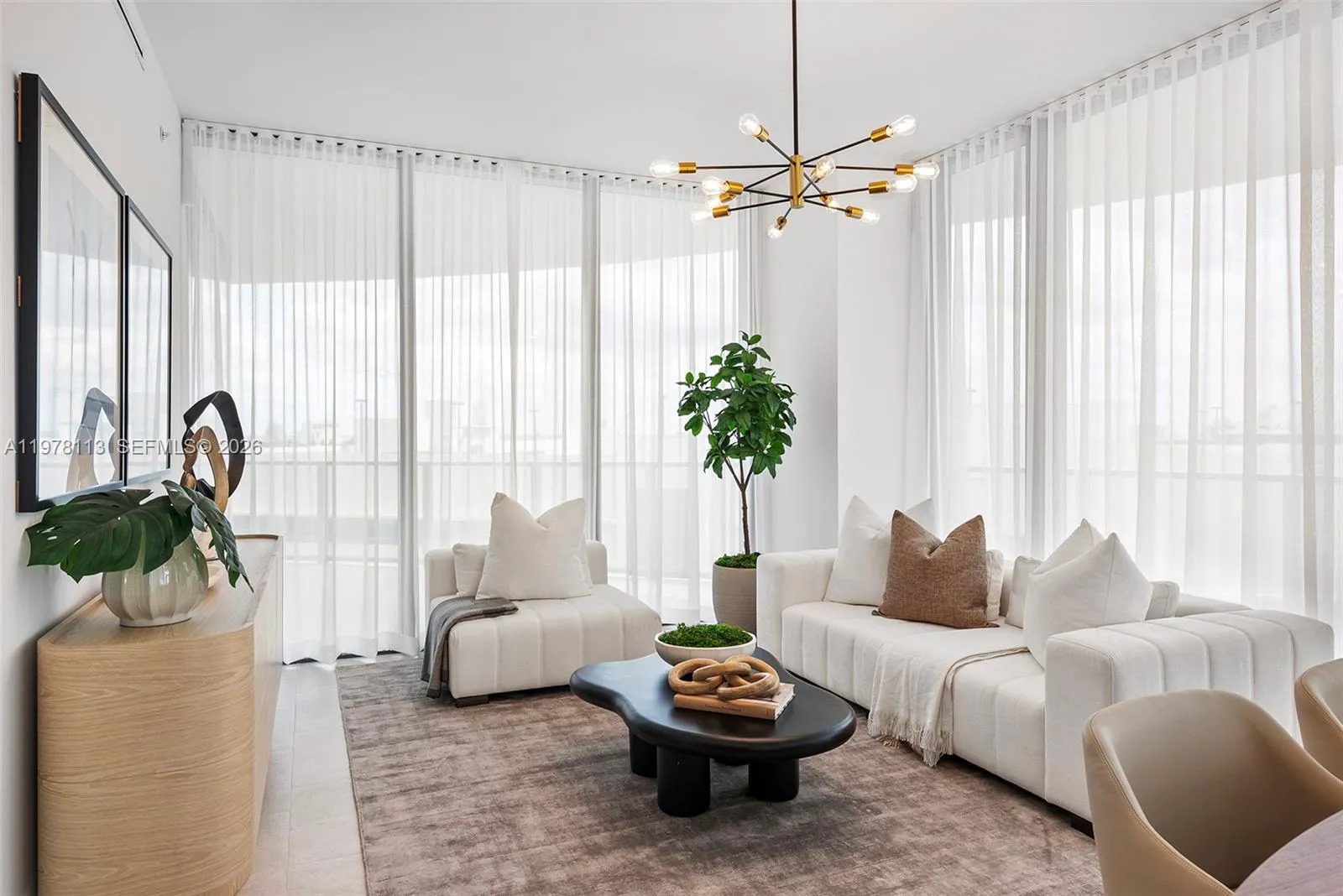 500 Alton 901, Miami Beach, Florida 33139, Miami Beach, Florida 33139, 3 Bedrooms Bedrooms, ,3 BathroomsBathrooms,Residential Lease,For Rent,500 Alton 901, Miami Beach, Florida 33139,A11978113