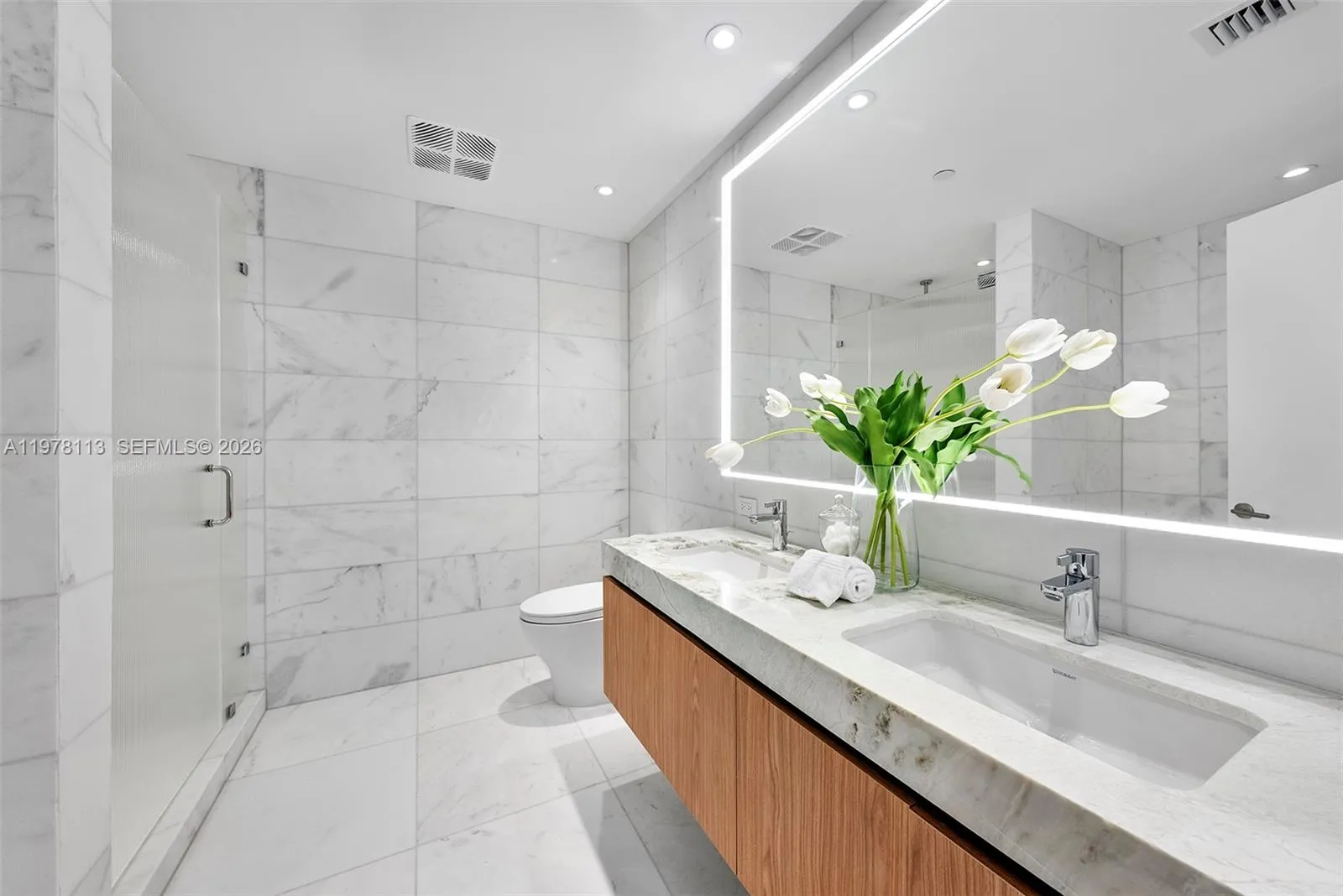 500 Alton 901, Miami Beach, Florida 33139, Miami Beach, Florida 33139, 3 Bedrooms Bedrooms, ,3 BathroomsBathrooms,Residential Lease,For Rent,500 Alton 901, Miami Beach, Florida 33139,A11978113