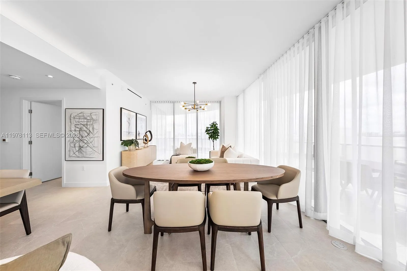 500 Alton 901, Miami Beach, Florida 33139, Miami Beach, Florida 33139, 3 Bedrooms Bedrooms, ,3 BathroomsBathrooms,Residential Lease,For Rent,500 Alton 901, Miami Beach, Florida 33139,A11978113