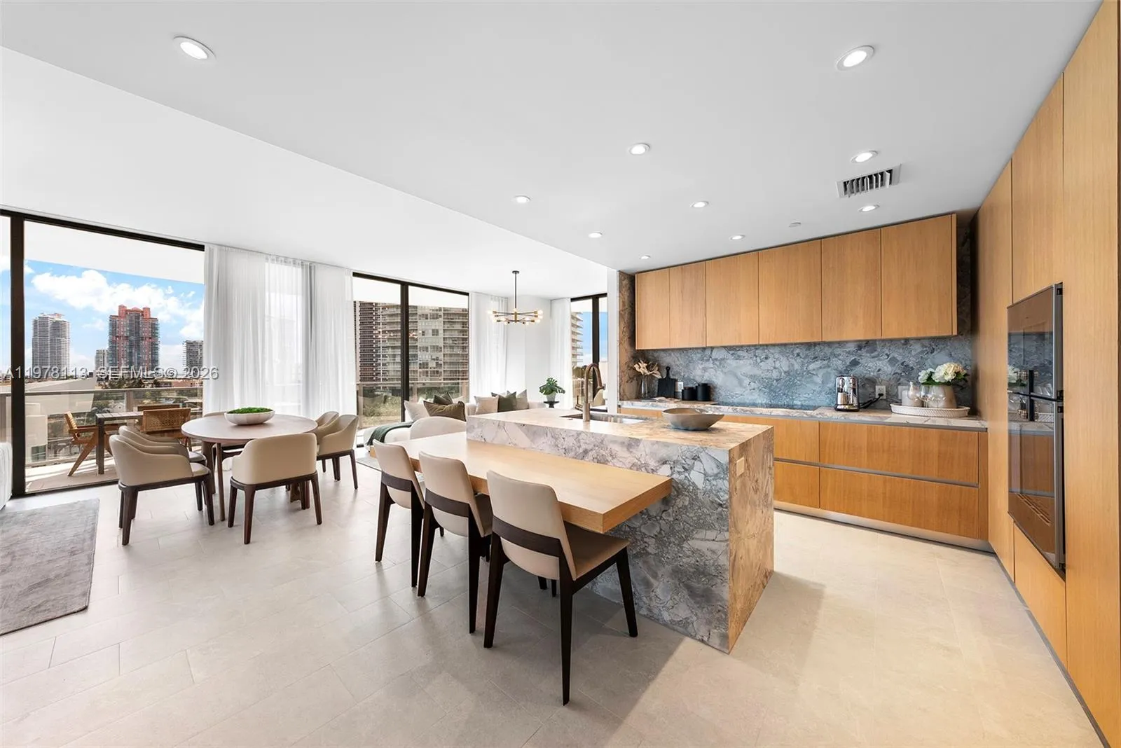 500 Alton 901, Miami Beach, Florida 33139, Miami Beach, Florida 33139, 3 Bedrooms Bedrooms, ,3 BathroomsBathrooms,Residential Lease,For Rent,500 Alton 901, Miami Beach, Florida 33139,A11978113