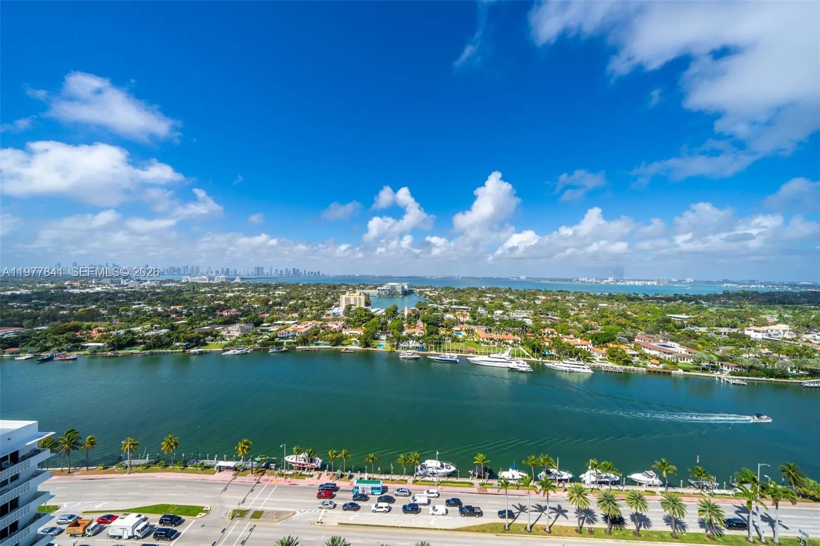 4775 Collins Ave 2507, Miami Beach, Florida 33140, Miami Beach, Florida 33140, 2 Bedrooms Bedrooms, ,2 BathroomsBathrooms,Residential Lease,For Rent,4775 Collins Ave 2507, Miami Beach, Florida 33140,A11977841