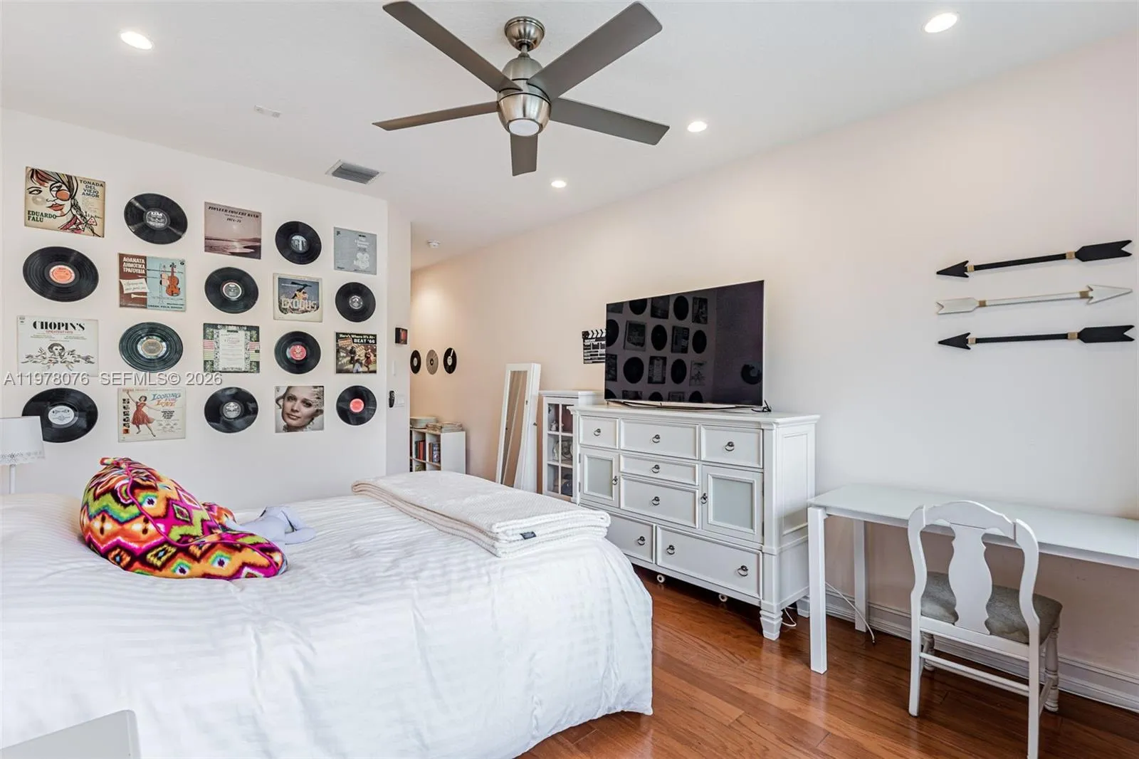 10221 Blue Palm St, Plantation, Florida 33324, Plantation, Florida 33324, 5 Bedrooms Bedrooms, ,4 BathroomsBathrooms,Residential,For Sale,10221 Blue Palm St, Plantation, Florida 33324,A11978076