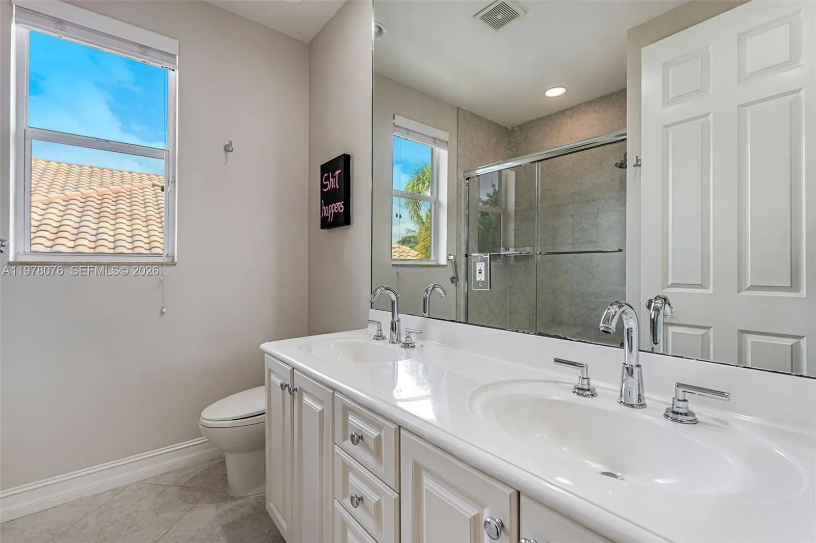 10221 Blue Palm St, Plantation, Florida 33324, Plantation, Florida 33324, 5 Bedrooms Bedrooms, ,4 BathroomsBathrooms,Residential,For Sale,10221 Blue Palm St, Plantation, Florida 33324,A11978076