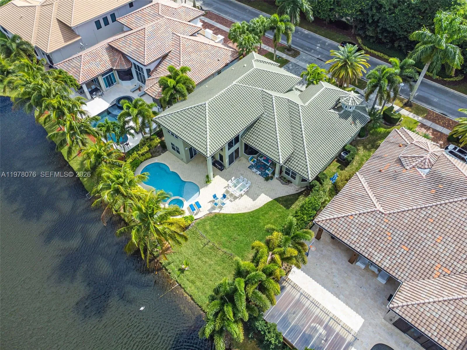 10221 Blue Palm St, Plantation, Florida 33324, Plantation, Florida 33324, 5 Bedrooms Bedrooms, ,4 BathroomsBathrooms,Residential,For Sale,10221 Blue Palm St, Plantation, Florida 33324,A11978076