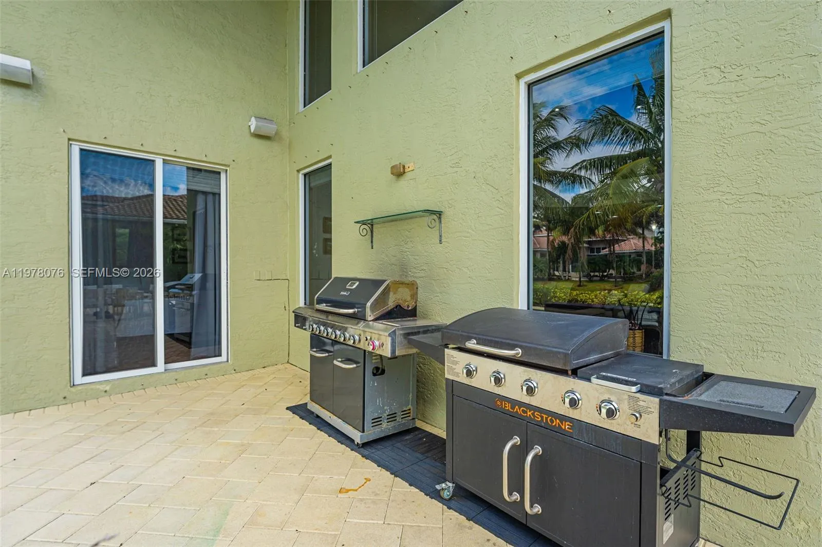 10221 Blue Palm St, Plantation, Florida 33324, Plantation, Florida 33324, 5 Bedrooms Bedrooms, ,4 BathroomsBathrooms,Residential,For Sale,10221 Blue Palm St, Plantation, Florida 33324,A11978076