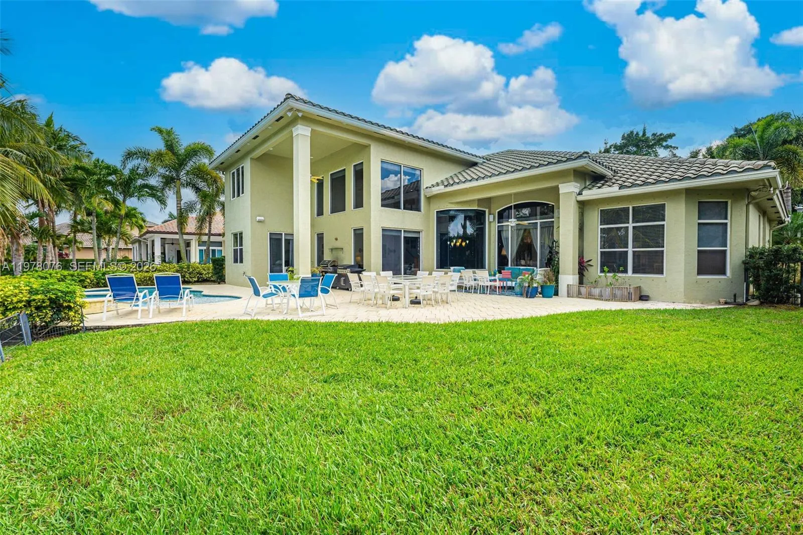 10221 Blue Palm St, Plantation, Florida 33324, Plantation, Florida 33324, 5 Bedrooms Bedrooms, ,4 BathroomsBathrooms,Residential,For Sale,10221 Blue Palm St, Plantation, Florida 33324,A11978076