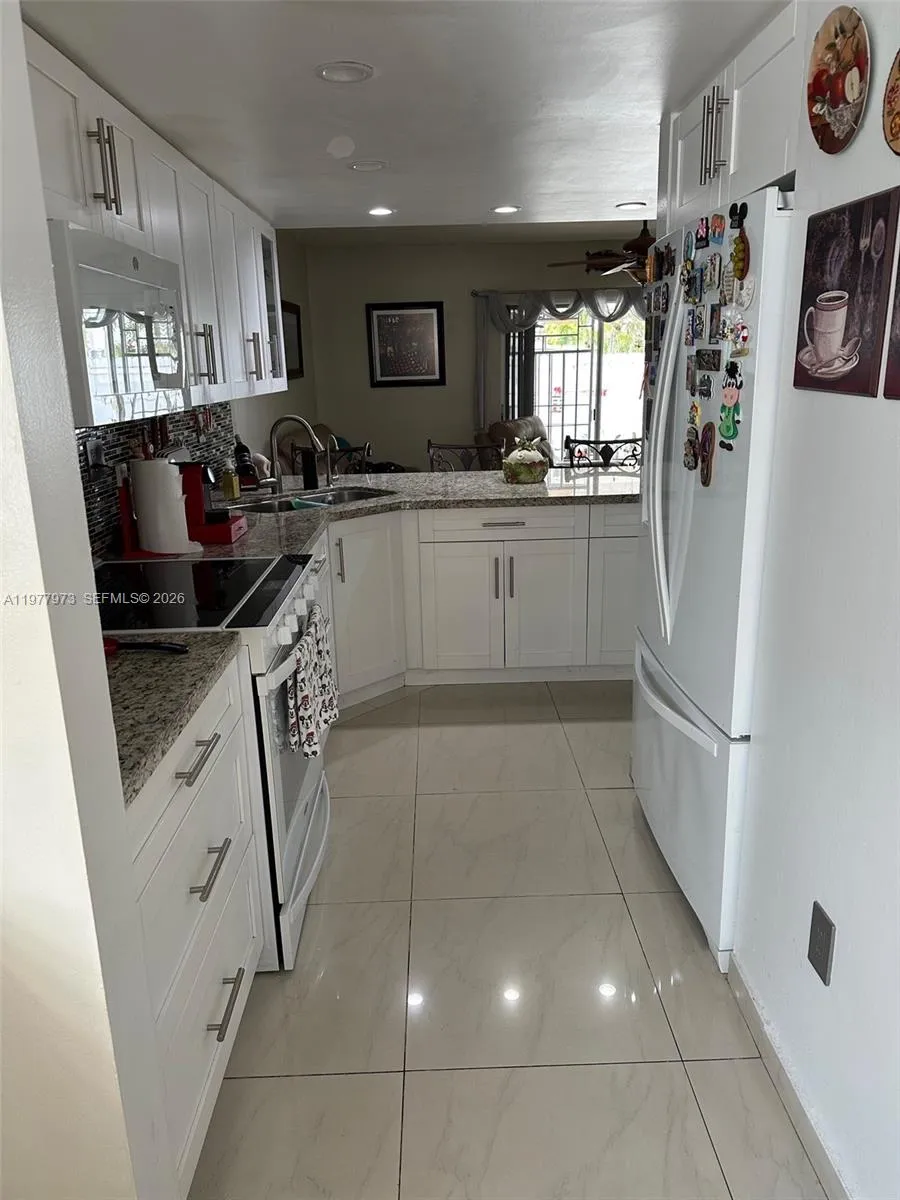 2385 W 69th St 2385-a, Hialeah, Florida 33016, Hialeah, Florida 33016, 3 Bedrooms Bedrooms, ,2 BathroomsBathrooms,Residential,For Sale,2385 W 69th St 2385-a, Hialeah, Florida 33016,A11977973