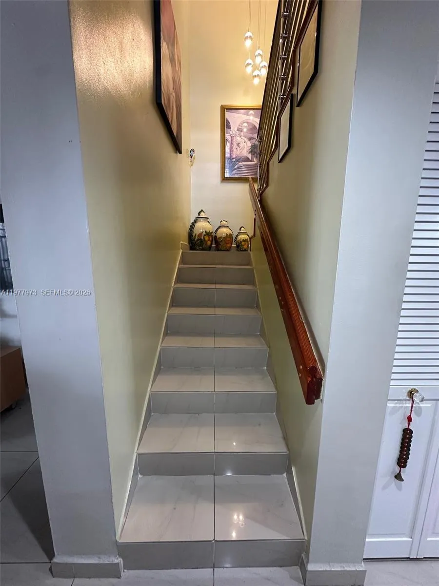 2385 W 69th St 2385-a, Hialeah, Florida 33016, Hialeah, Florida 33016, 3 Bedrooms Bedrooms, ,2 BathroomsBathrooms,Residential,For Sale,2385 W 69th St 2385-a, Hialeah, Florida 33016,A11977973