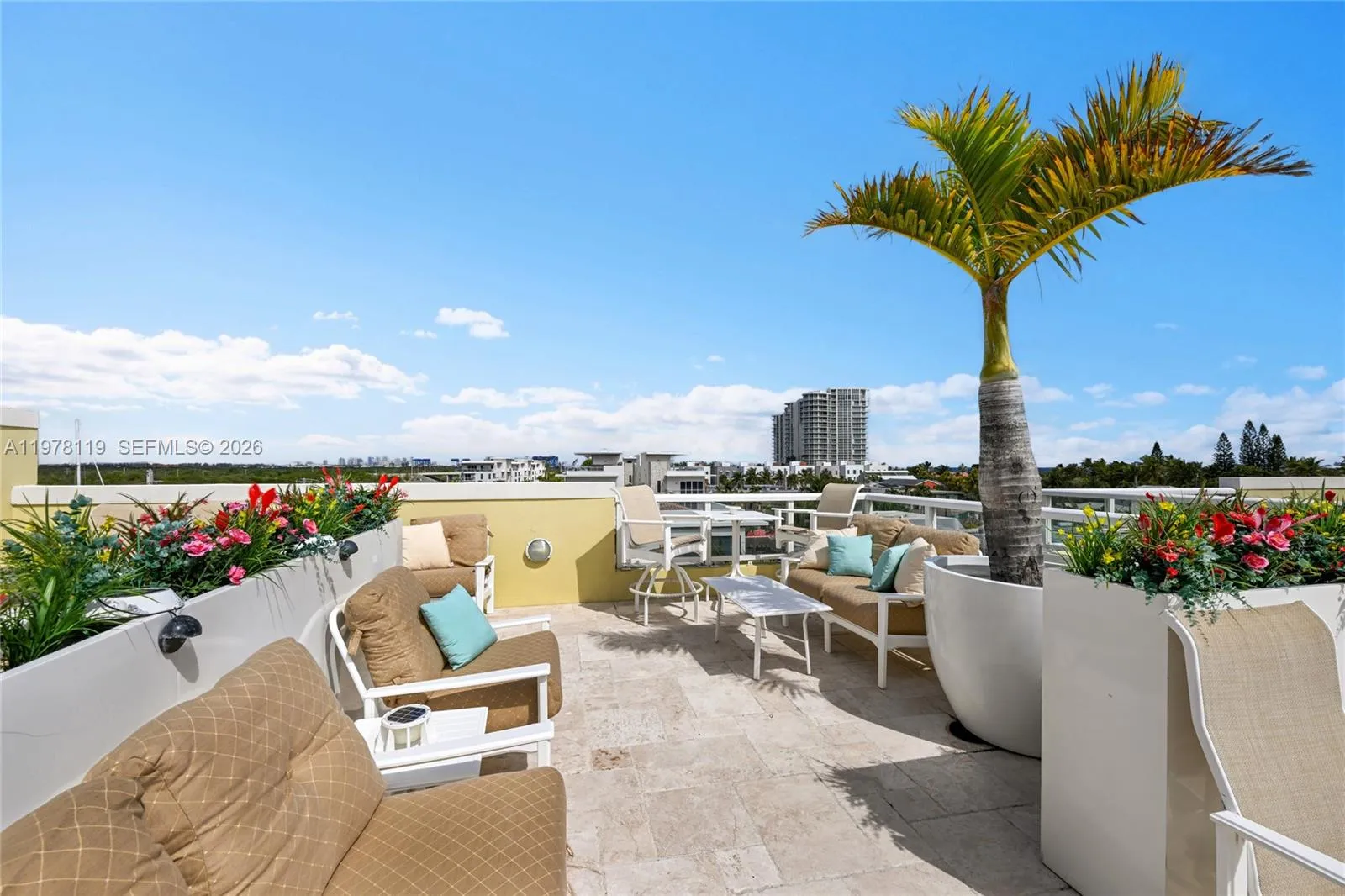 346 Elm St A-10, Hollywood, Florida 33019, Hollywood, Florida 33019, 4 Bedrooms Bedrooms, ,4 BathroomsBathrooms,Residential,For Sale,346 Elm St A-10, Hollywood, Florida 33019,A11978119