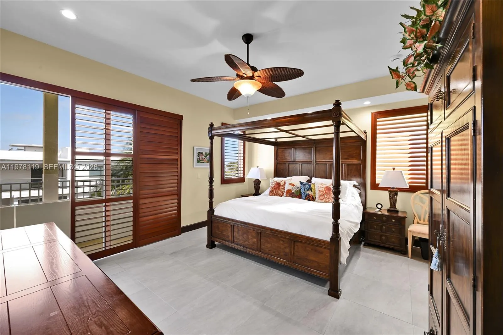 346 Elm St A-10, Hollywood, Florida 33019, Hollywood, Florida 33019, 4 Bedrooms Bedrooms, ,4 BathroomsBathrooms,Residential,For Sale,346 Elm St A-10, Hollywood, Florida 33019,A11978119