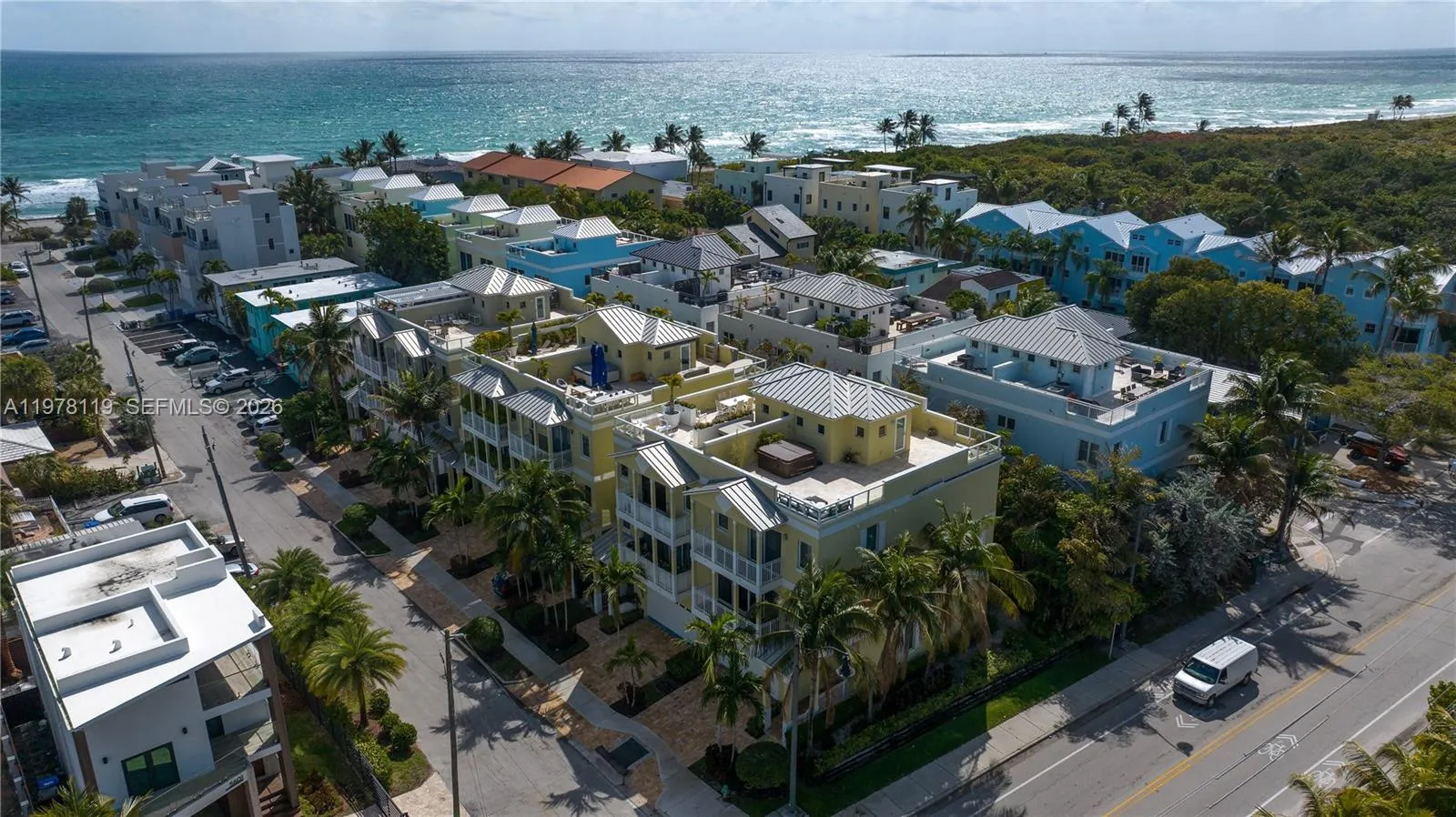 346 Elm St A-10, Hollywood, Florida 33019, Hollywood, Florida 33019, 4 Bedrooms Bedrooms, ,4 BathroomsBathrooms,Residential,For Sale,346 Elm St A-10, Hollywood, Florida 33019,A11978119