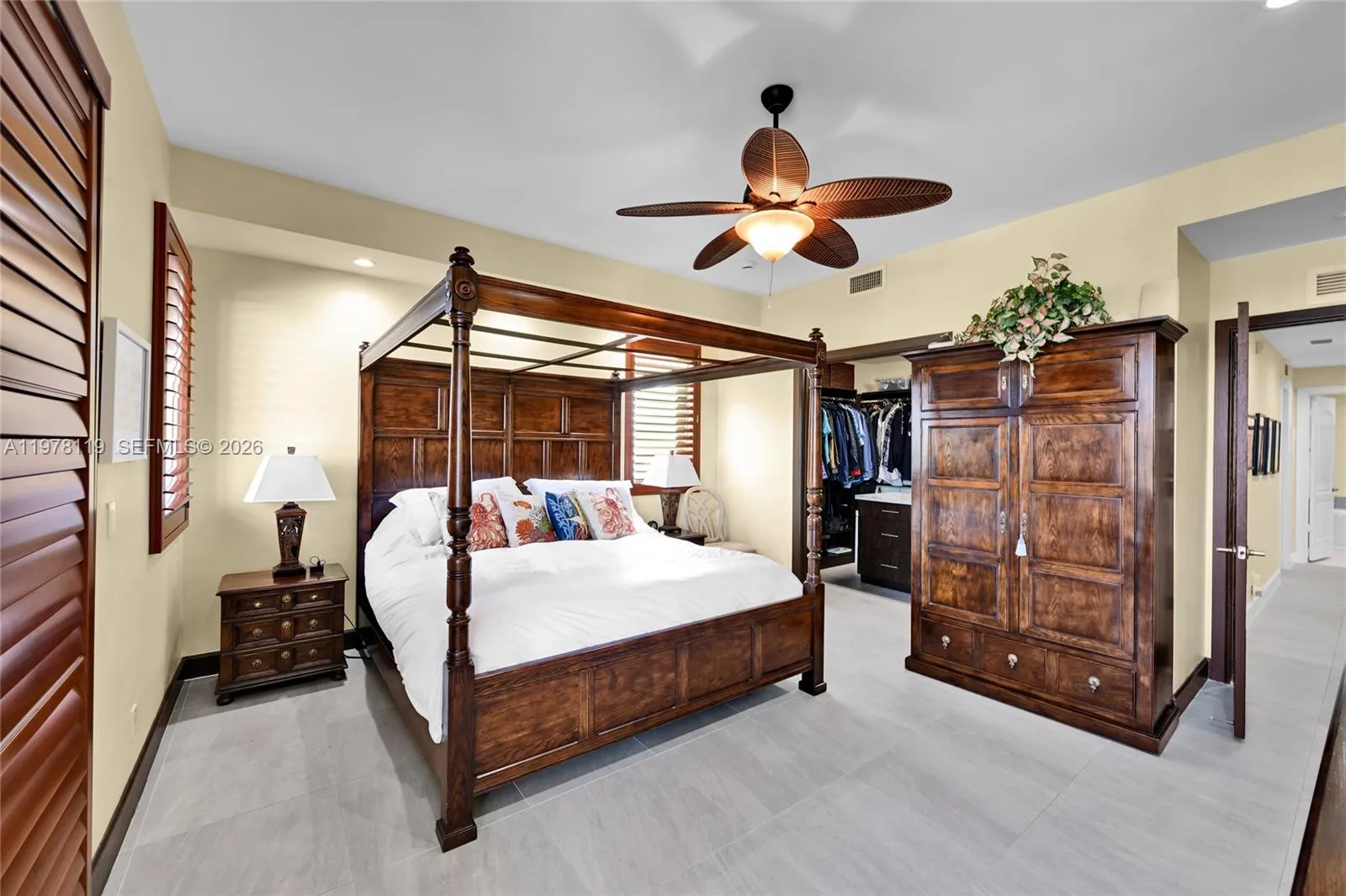 346 Elm St A-10, Hollywood, Florida 33019, Hollywood, Florida 33019, 4 Bedrooms Bedrooms, ,4 BathroomsBathrooms,Residential,For Sale,346 Elm St A-10, Hollywood, Florida 33019,A11978119