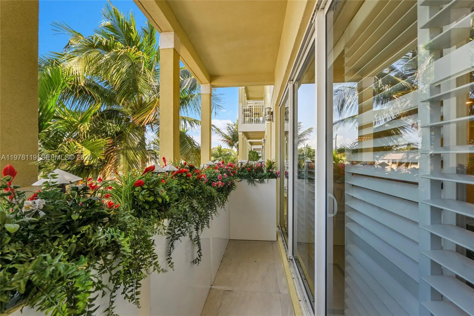 346 Elm St A-10, Hollywood, Florida 33019, Hollywood, Florida 33019, 4 Bedrooms Bedrooms, ,4 BathroomsBathrooms,Residential,For Sale,346 Elm St A-10, Hollywood, Florida 33019,A11978119