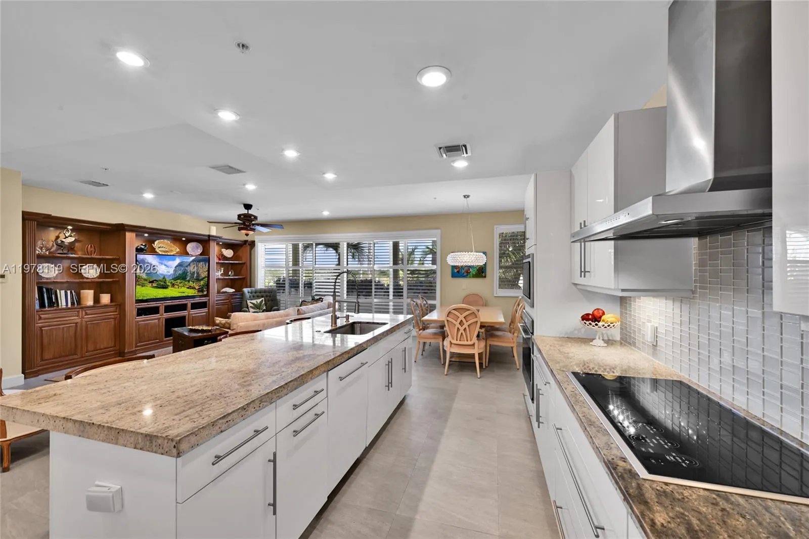 346 Elm St A-10, Hollywood, Florida 33019, Hollywood, Florida 33019, 4 Bedrooms Bedrooms, ,4 BathroomsBathrooms,Residential,For Sale,346 Elm St A-10, Hollywood, Florida 33019,A11978119