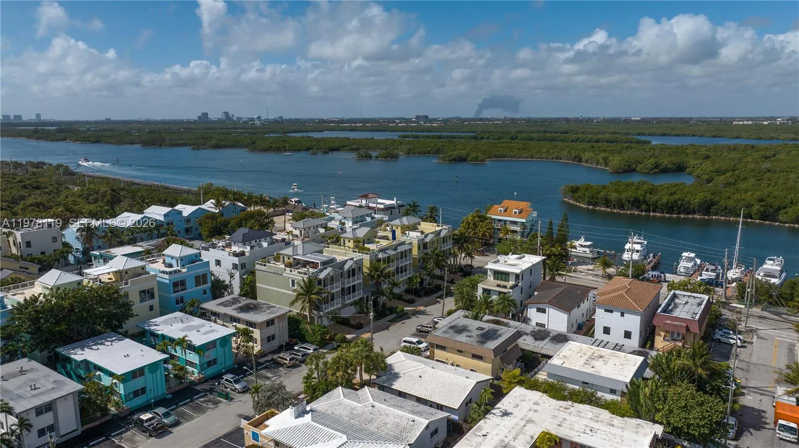 346 Elm St A-10, Hollywood, Florida 33019, Hollywood, Florida 33019, 4 Bedrooms Bedrooms, ,4 BathroomsBathrooms,Residential,For Sale,346 Elm St A-10, Hollywood, Florida 33019,A11978119