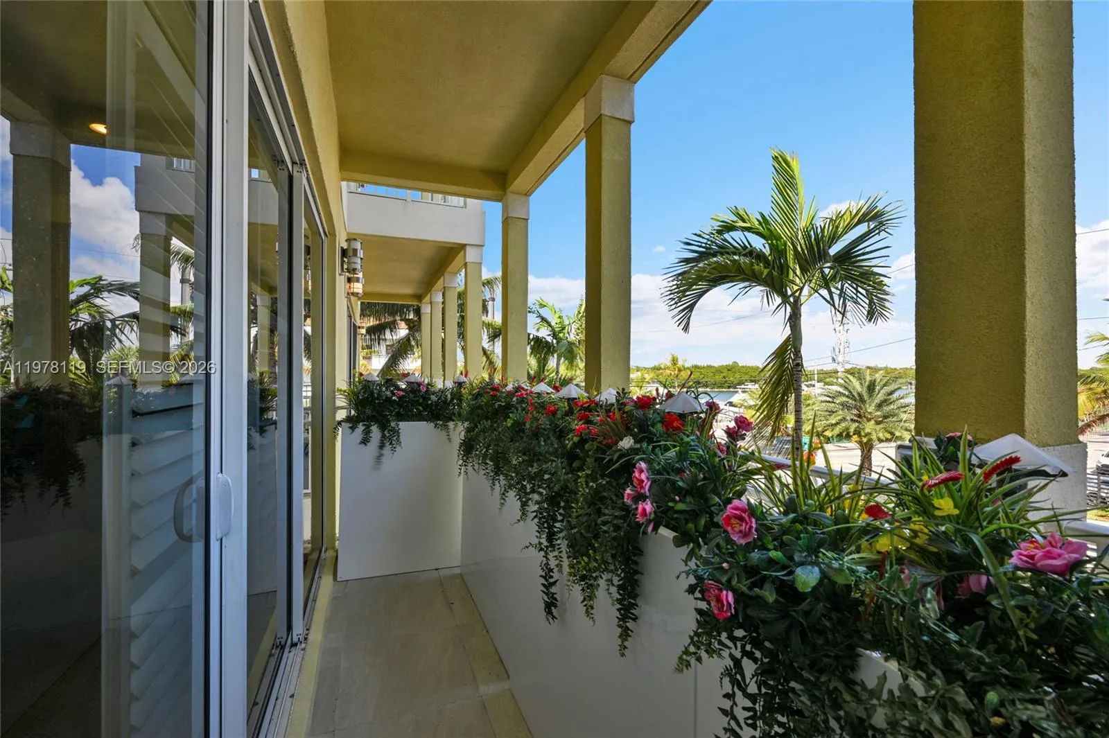 346 Elm St A-10, Hollywood, Florida 33019, Hollywood, Florida 33019, 4 Bedrooms Bedrooms, ,4 BathroomsBathrooms,Residential,For Sale,346 Elm St A-10, Hollywood, Florida 33019,A11978119