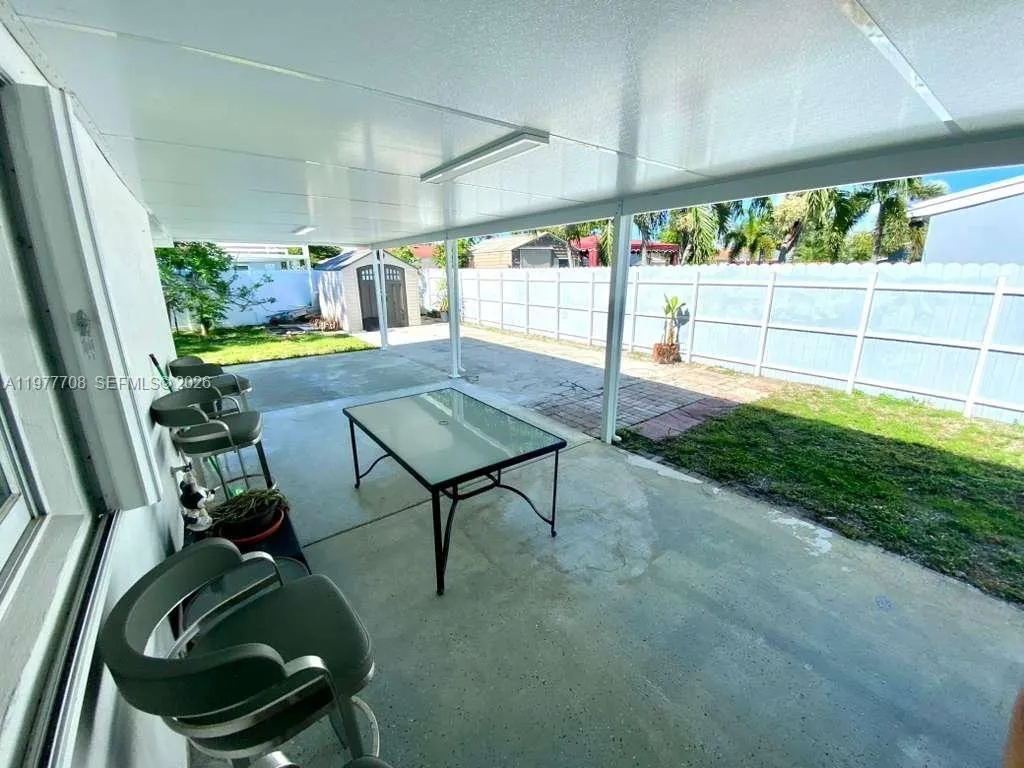 7110 Hope St, Hollywood, Florida 33024, Hollywood, Florida 33024, 1 Bedroom Bedrooms, ,1 BathroomBathrooms,Residential Lease,For Rent,7110 Hope St, Hollywood, Florida 33024,A11977708