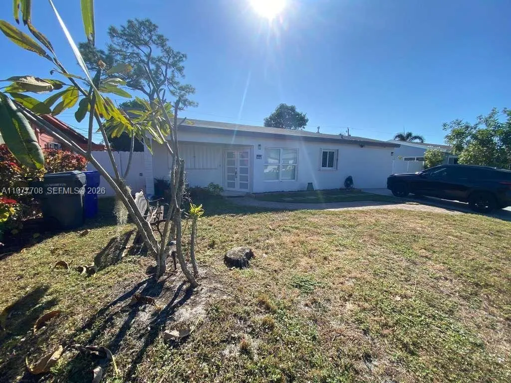 7110 Hope St, Hollywood, Florida 33024, Hollywood, Florida 33024, 2 Bedrooms Bedrooms, ,1 BathroomBathrooms,Residential Lease,For Rent,7110 Hope St, Hollywood, Florida 33024,A11977708