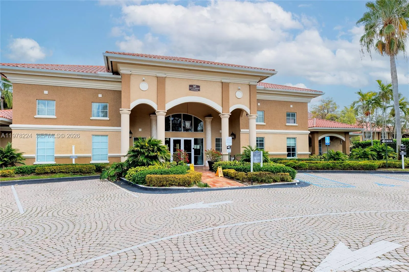 101 Sw 117th Ave 7207, Pembroke Pines, Florida 330, Pembroke Pines, Florida 33025, 2 Bedrooms Bedrooms, ,2 BathroomsBathrooms,Residential Lease,For Rent,101 Sw 117th Ave 7207, Pembroke Pines, Florida 330,A11978224