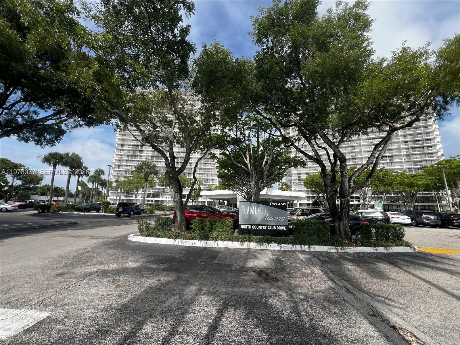 3701 N Country Club Dr 201, Aventura, Florida 3318, Aventura, Florida 33180, 2 Bedrooms Bedrooms, ,2 BathroomsBathrooms,Residential,For Sale,3701 N Country Club Dr 201, Aventura, Florida 3318,A11978077